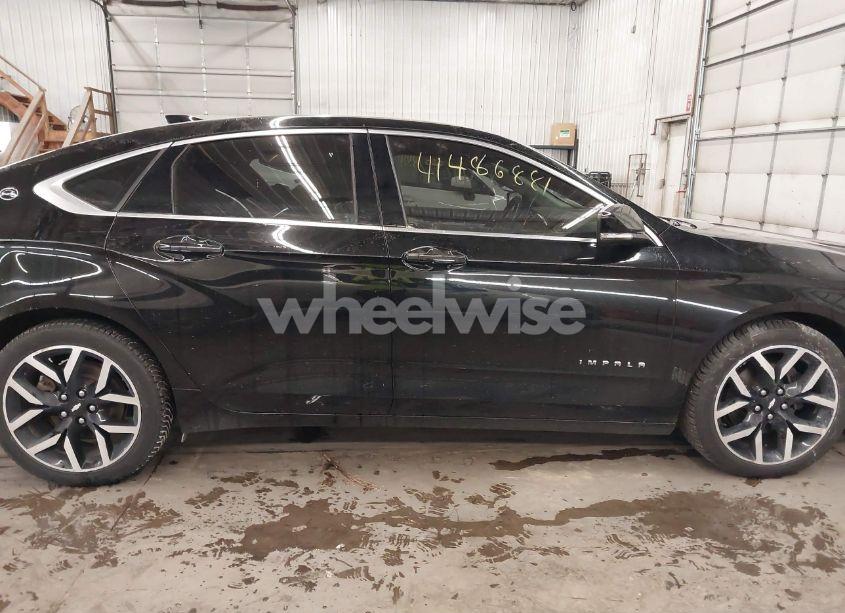 Photo 14 of 2017 Chevrolet Impala 1LT (VIN 2G1105S39H9181442)