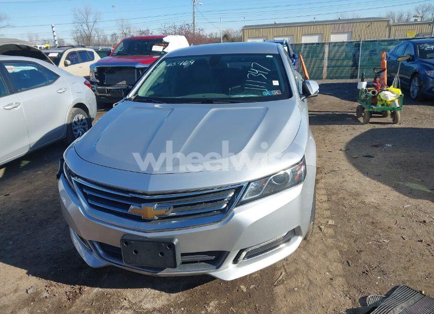 Photo 12 of 2018 Chevrolet Impala 1LT (VIN 2G1105S39J9111347)