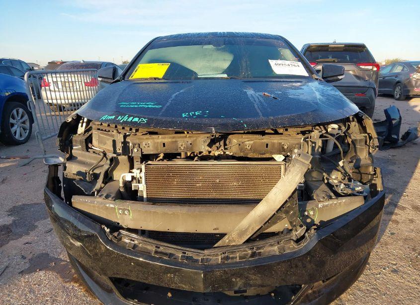 Photo 13 of 2017 Chevrolet Impala 1LT (VIN 2G1105S3XH9104269)