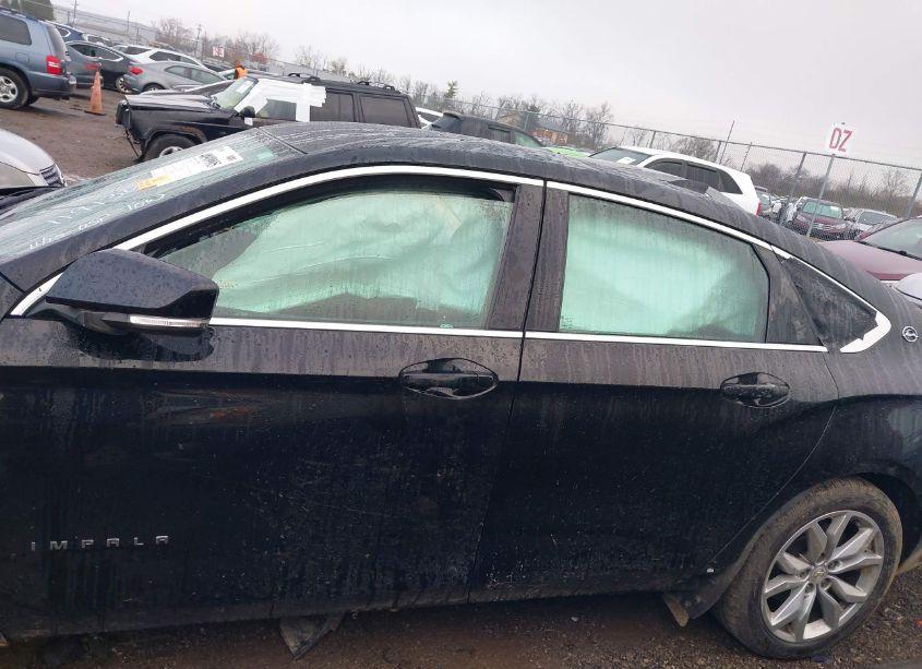 Photo 13 of 2017 Chevrolet Impala 1LT (VIN 2G1105S3XH9119130)