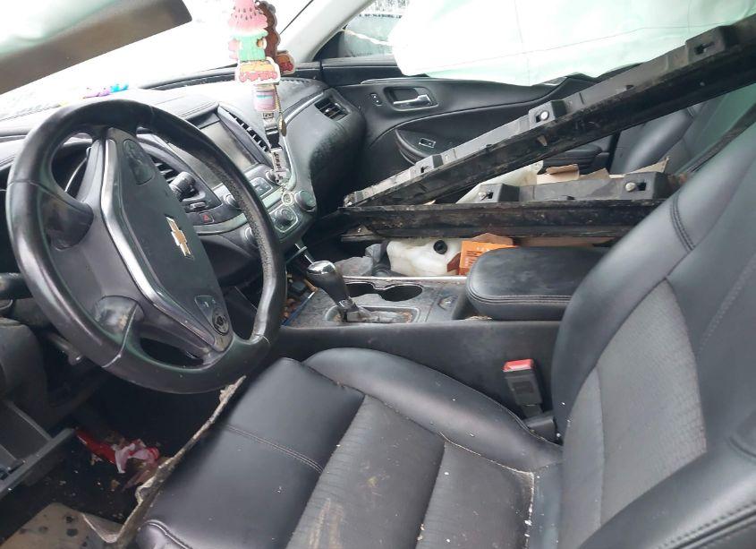 Photo 5 of 2017 Chevrolet Impala 1LT (VIN 2G1105S3XH9119130)