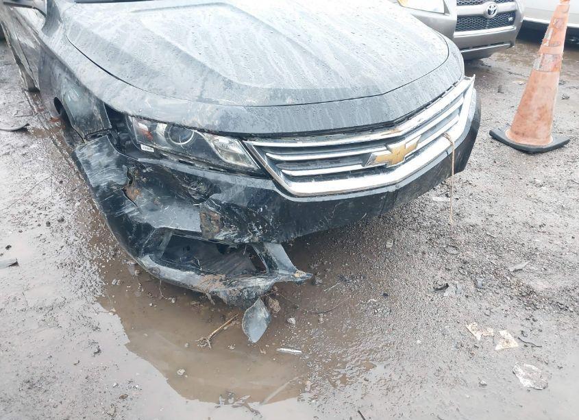 Photo 6 of 2017 Chevrolet Impala 1LT (VIN 2G1105S3XH9119130)