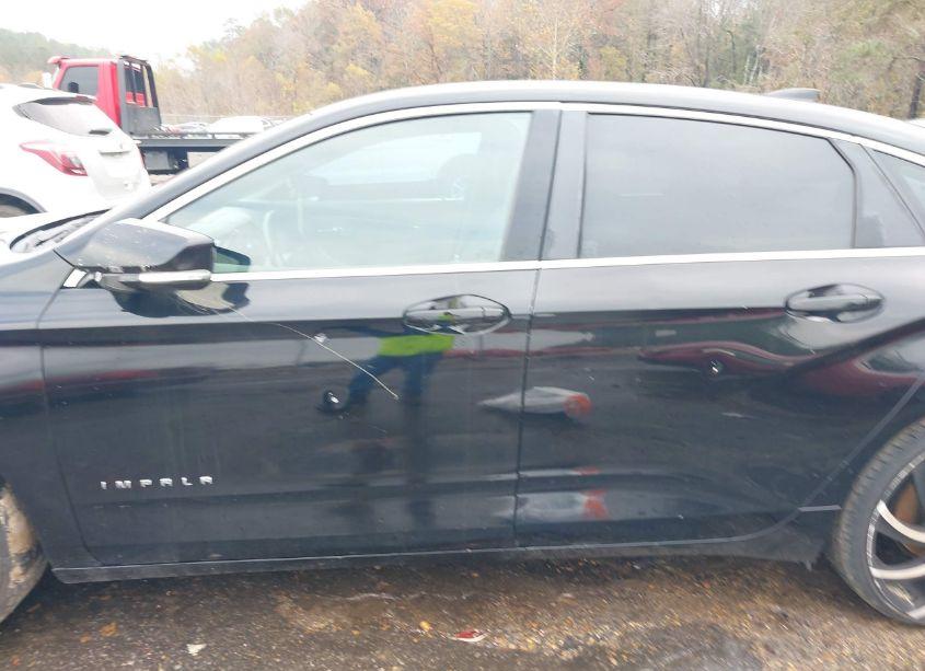 Photo 14 of 2017 Chevrolet Impala 1LT (VIN 2G1105S3XH9119337)