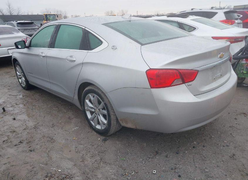 Photo 3 of 2018 Chevrolet Impala 1LT (VIN 2G1105S3XJ9102964)