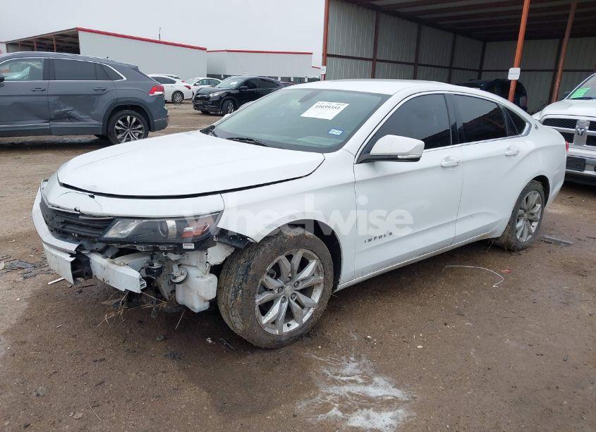 Photo 2 of 2018 Chevrolet Impala 1LT (VIN 2G1105S3XJ9116315)