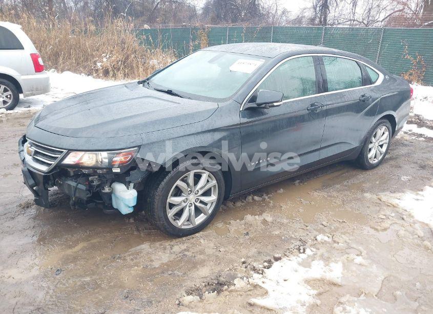 Photo 2 of 2018 Chevrolet Impala 1LT (VIN 2G1105S3XJ9142915)