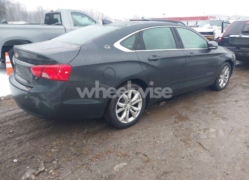 Photo 4 of 2018 Chevrolet Impala 1LT (VIN 2G1105S3XJ9142915)
