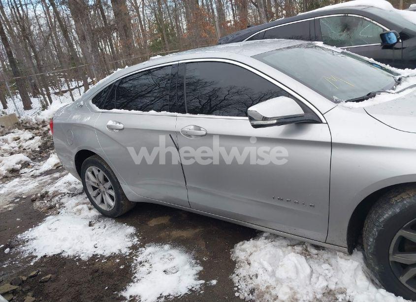 Photo 13 of 2018 Chevrolet Impala 1LT (VIN 2G1105S3XJ9160556)