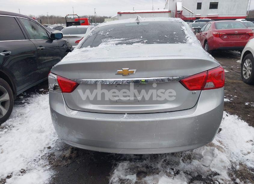 Photo 16 of 2018 Chevrolet Impala 1LT (VIN 2G1105S3XJ9160556)