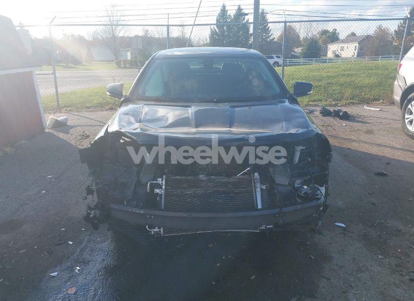 Photo 12 of 2018 Chevrolet Impala 1LT (VIN 2G1105S3XJ9170441)