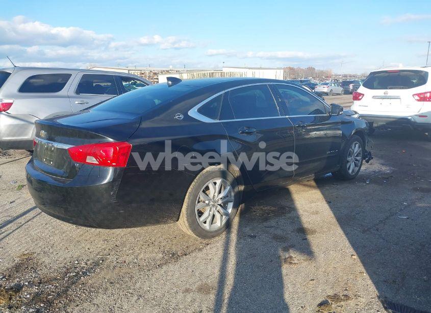 Photo 4 of 2018 Chevrolet Impala 1LT (VIN 2G1105S3XJ9170441)