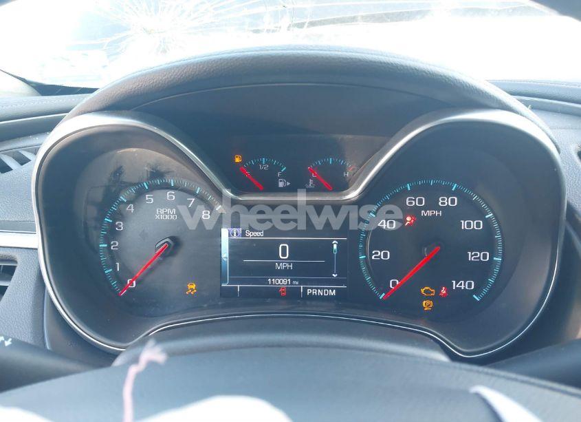 Photo 7 of 2018 Chevrolet Impala 1LT (VIN 2G1105S3XJ9170441)