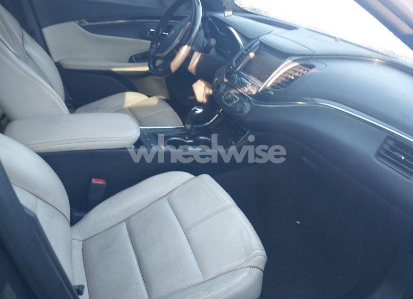 Photo 5 of 2019 Chevrolet Impala PREMIER (VIN 2G1105S3XK9104618)