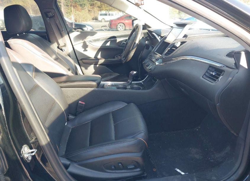 Photo 5 of 2019 Chevrolet Impala PREMIER (VIN 2G1105S3XK9136789)