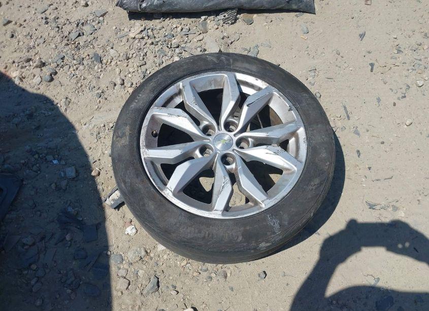 Photo 12 of 2016 Chevrolet Impala 1LT (VIN 2G1105SA0G9175588)