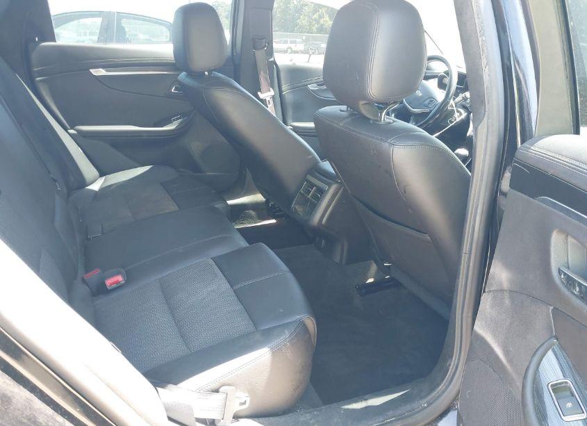 Photo 8 of 2016 Chevrolet Impala 1LT (VIN 2G1105SA0G9175588)