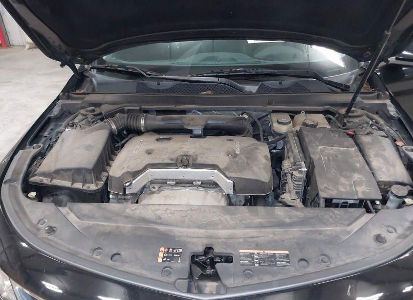 Photo 10 of 2017 Chevrolet Impala 1LT (VIN 2G1105SA0H9102402)