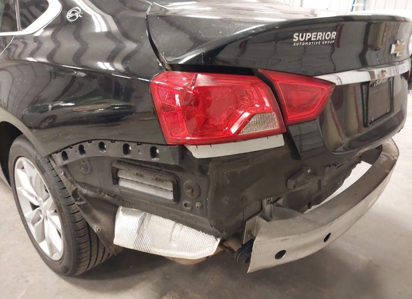 Photo 21 of 2017 Chevrolet Impala 1LT (VIN 2G1105SA0H9102402)