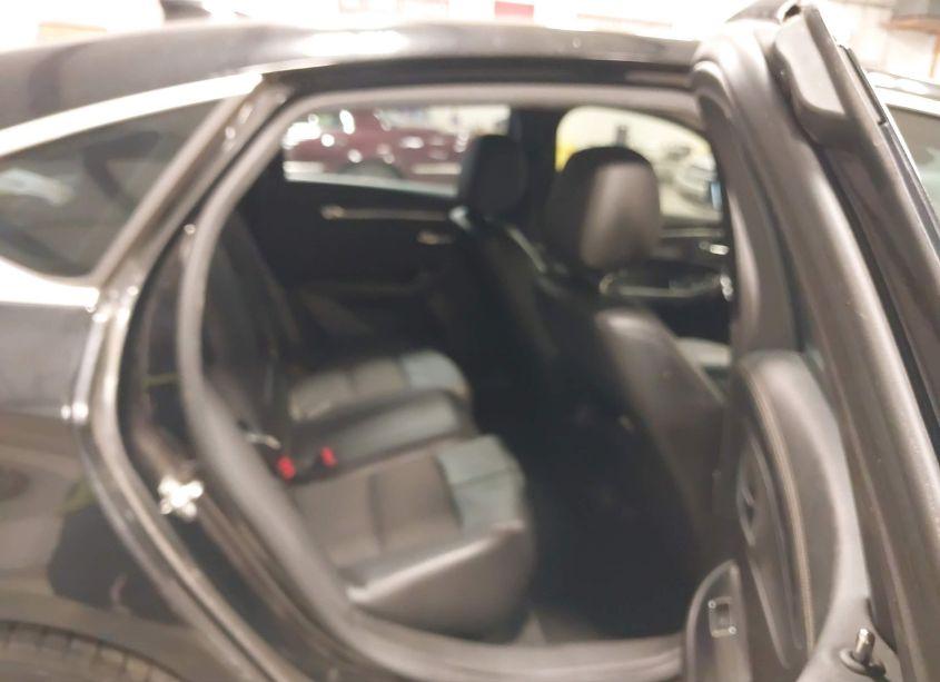 Photo 8 of 2017 Chevrolet Impala 1LT (VIN 2G1105SA0H9102402)