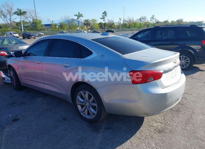 Photo 3 of 2017 Chevrolet Impala 1LT (VIN 2G1105SA0H9137389)