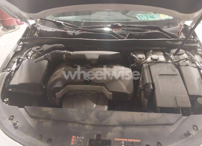 Photo 10 of 2016 Chevrolet Impala 1LT (VIN 2G1105SA1G9197843)