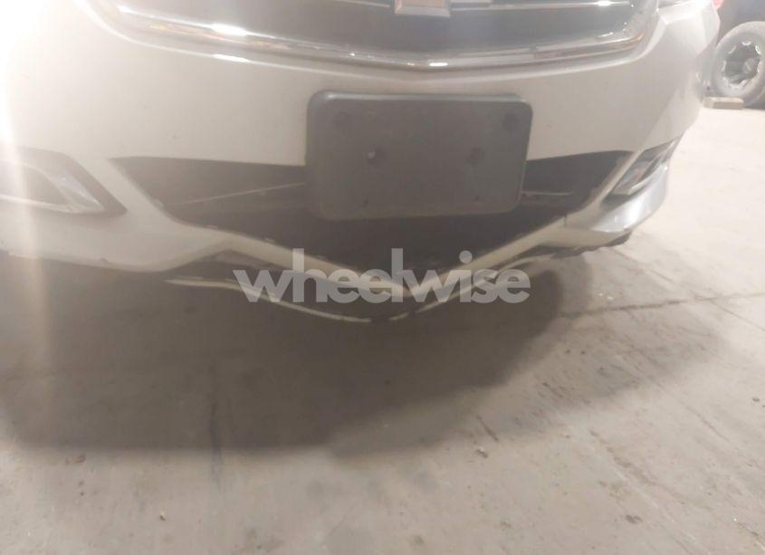 Photo 6 of 2016 Chevrolet Impala 1LT (VIN 2G1105SA1G9197843)