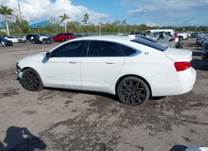 Photo 15 of 2017 Chevrolet Impala 1LT (VIN 2G1105SA1H9132735)