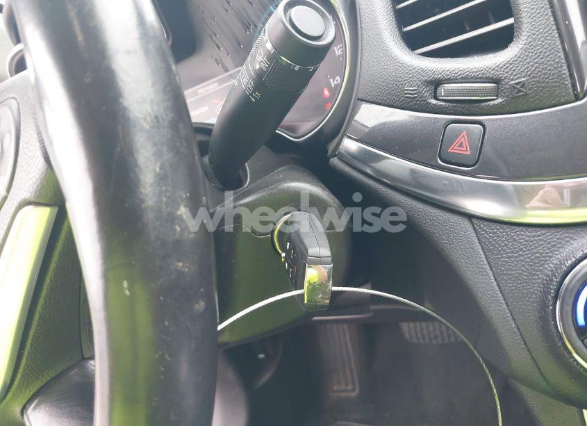 Photo 11 of 2016 Chevrolet Impala 1LT (VIN 2G1105SA2G9175365)