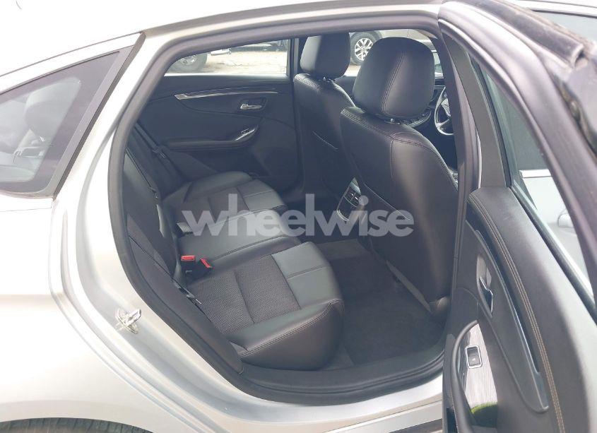 Photo 8 of 2016 Chevrolet Impala 1LT (VIN 2G1105SA2G9175365)