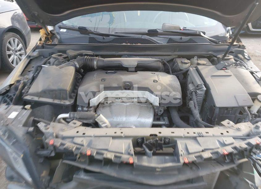 Photo 10 of 2017 Chevrolet Impala 1LT (VIN 2G1105SA2H9165713)