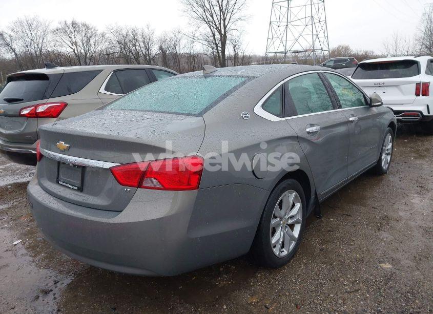 Photo 4 of 2017 Chevrolet Impala 1LT (VIN 2G1105SA2H9165713)