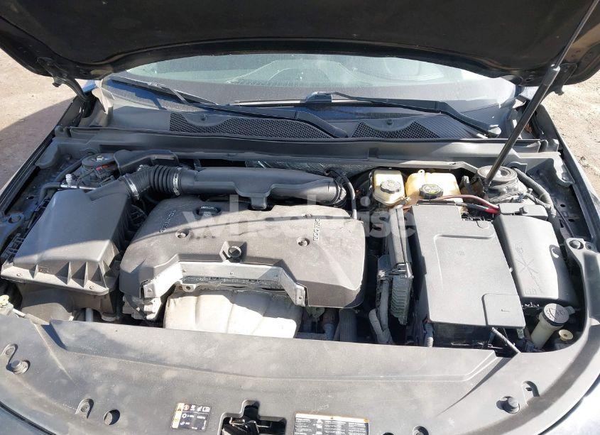 Photo 10 of 2017 Chevrolet Impala 1LT (VIN 2G1105SA2H9185072)