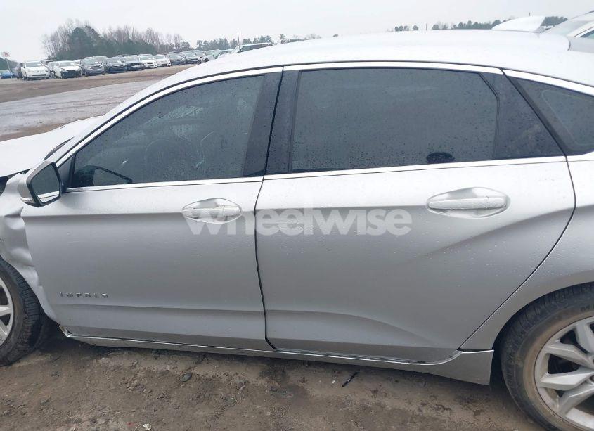 Photo 15 of 2017 Chevrolet Impala 1LT (VIN 2G1105SA3H9137063)