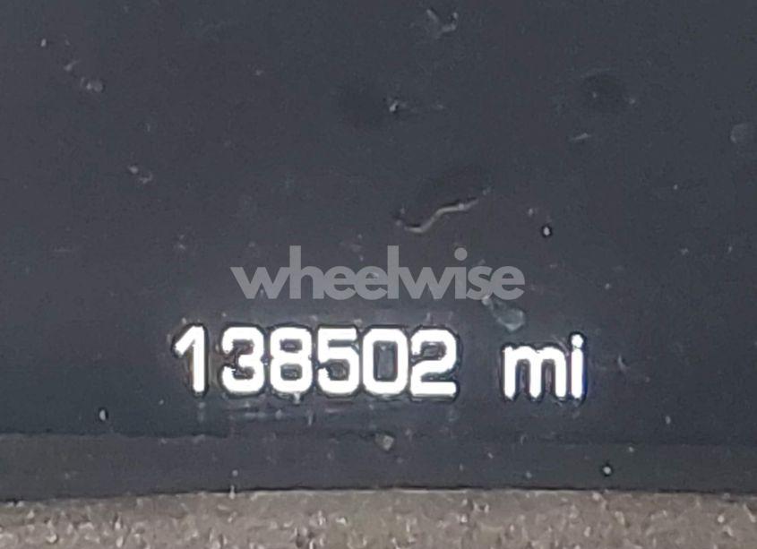 Photo 16 of 2017 Chevrolet Impala 1LT (VIN 2G1105SA3H9137063)