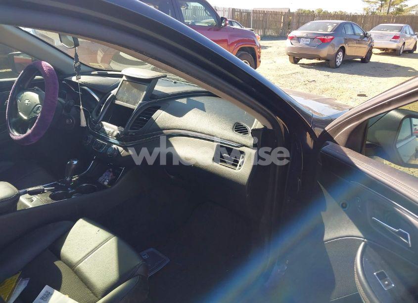 Photo 5 of 2016 Chevrolet Impala 1LT (VIN 2G1105SA4G9154985)