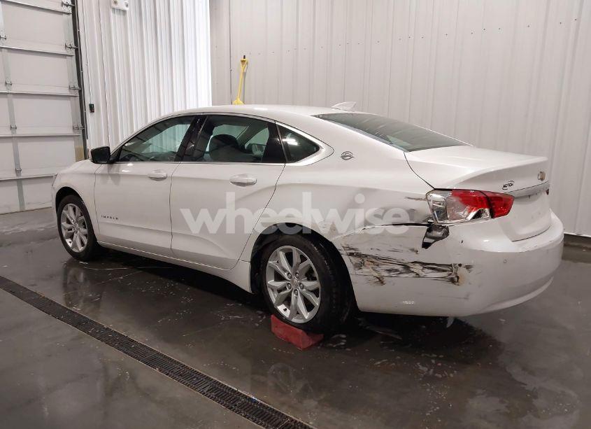 Photo 3 of 2016 Chevrolet Impala 1LT (VIN 2G1105SA4G9174816)