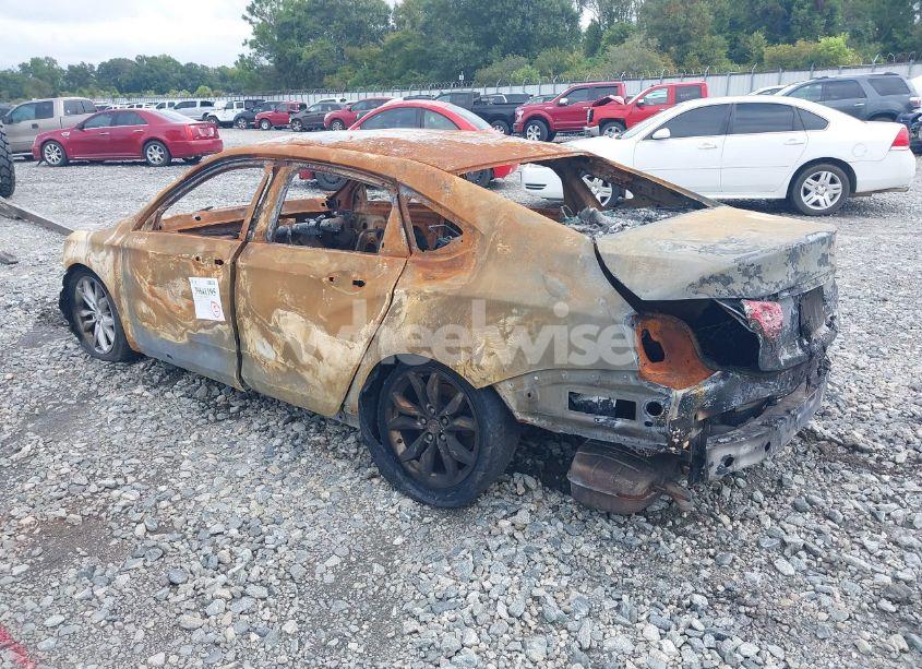 Photo 3 of 2016 Chevrolet Impala 1LT (VIN 2G1105SA4G9185346)