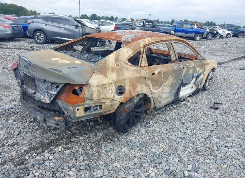 Photo 4 of 2016 Chevrolet Impala 1LT (VIN 2G1105SA4G9185346)