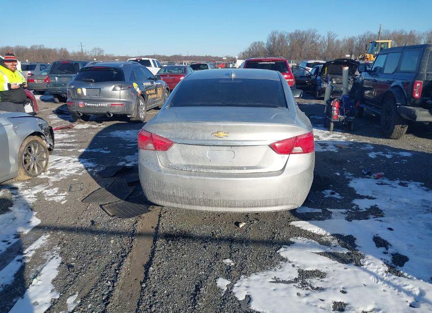 Photo 16 of 2017 Chevrolet Impala 1LT (VIN 2G1105SA4H9149836)