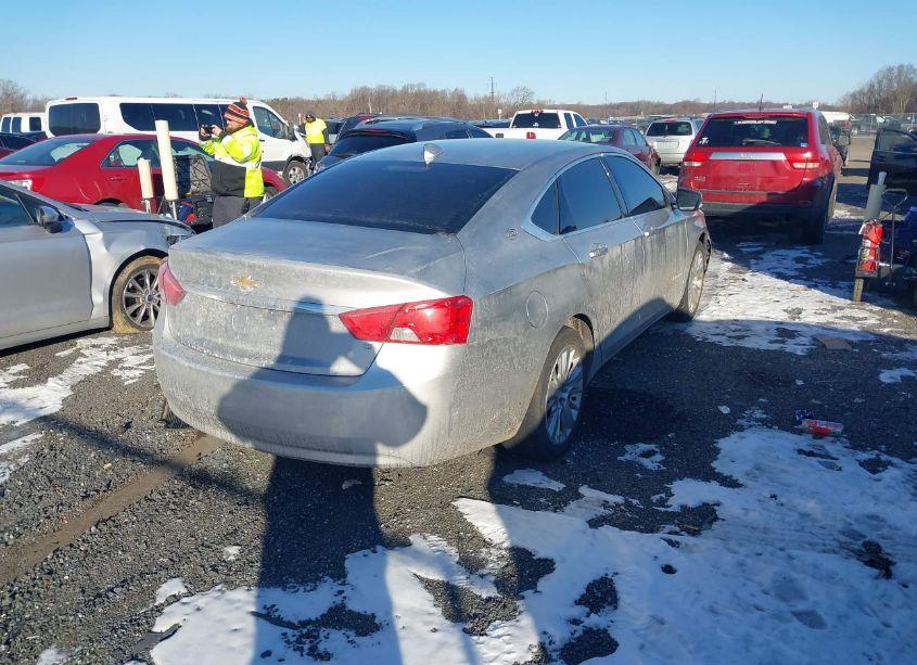 Photo 4 of 2017 Chevrolet Impala 1LT (VIN 2G1105SA4H9149836)