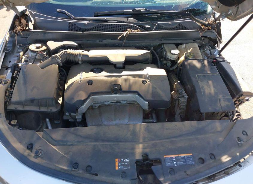 Photo 10 of 2017 Chevrolet Impala 1LT (VIN 2G1105SA4H9154003)