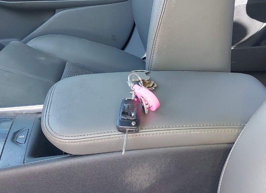 Photo 11 of 2017 Chevrolet Impala 1LT (VIN 2G1105SA4H9154003)