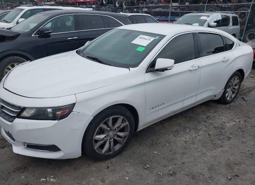 Photo 2 of 2017 Chevrolet Impala 1LT (VIN 2G1105SA4H9169147)