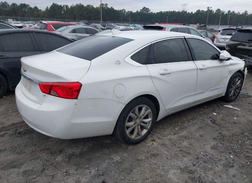 Photo 4 of 2017 Chevrolet Impala 1LT (VIN 2G1105SA4H9169147)