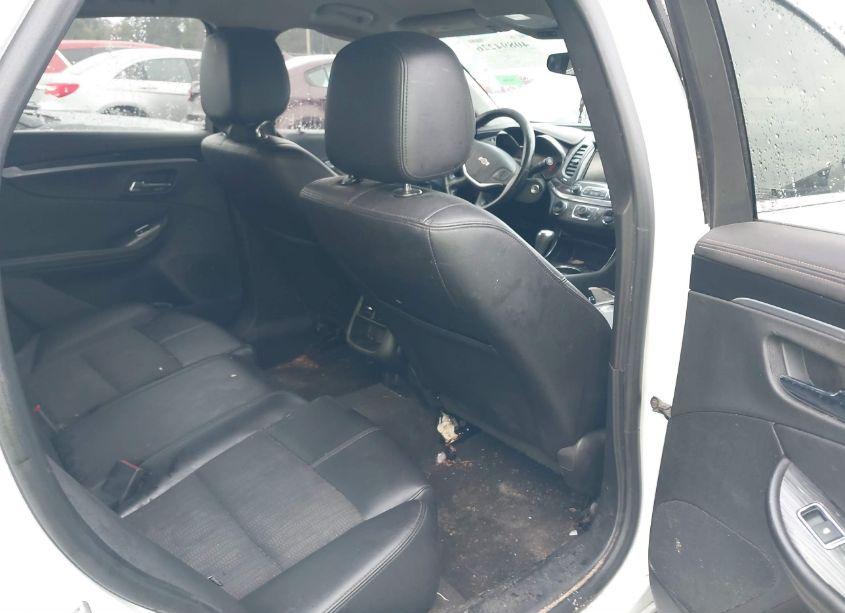 Photo 8 of 2017 Chevrolet Impala 1LT (VIN 2G1105SA4H9169147)