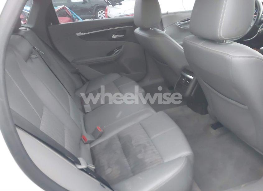 Photo 8 of 2016 Chevrolet Impala 1LT (VIN 2G1105SA5G9188448)