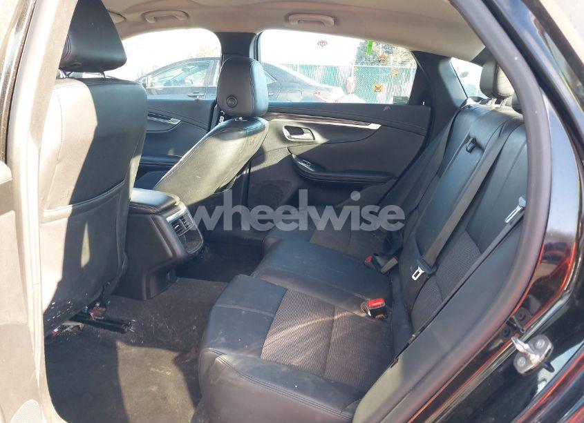 Photo 8 of 2017 Chevrolet Impala 1LT (VIN 2G1105SA5H9151904)