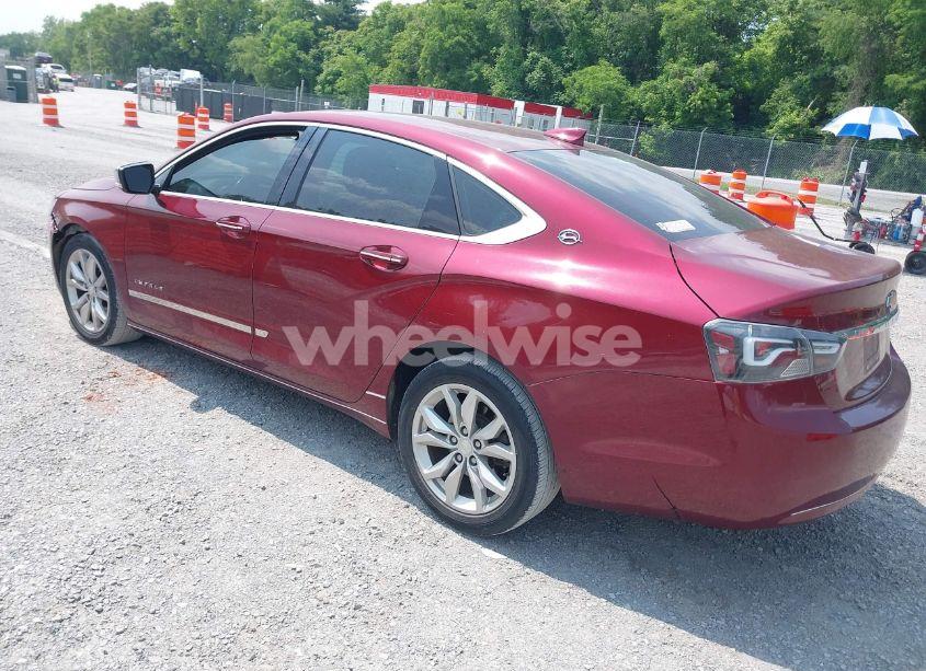 Photo 3 of 2017 Chevrolet Impala 1LT (VIN 2G1105SA5H9191870)