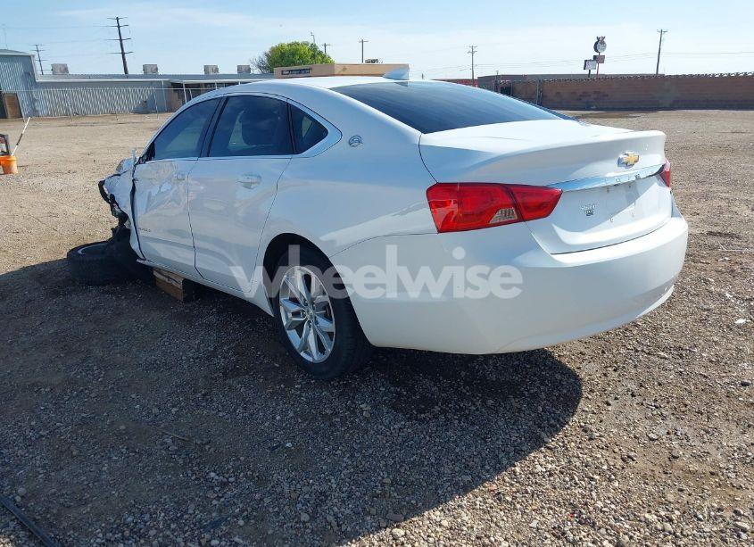 Photo 3 of 2018 Chevrolet Impala 1LT (VIN 2G1105SA5J9153822)