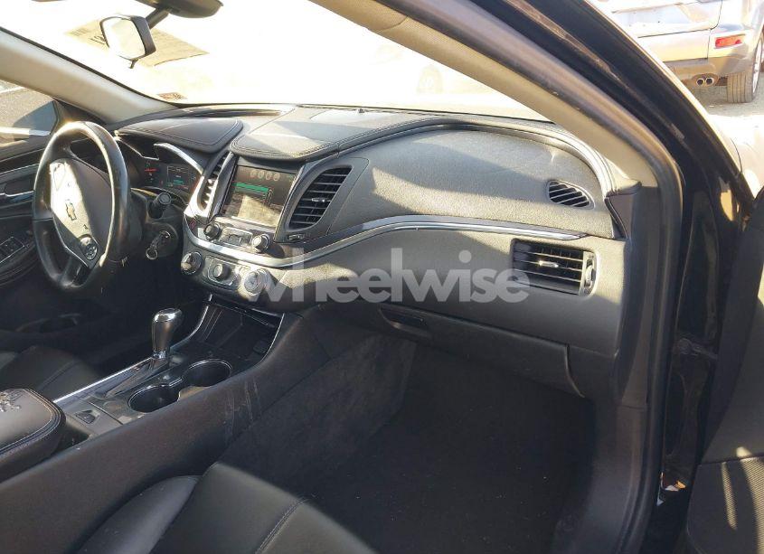 Photo 5 of 2016 Chevrolet Impala 1LT (VIN 2G1105SA6G9154065)